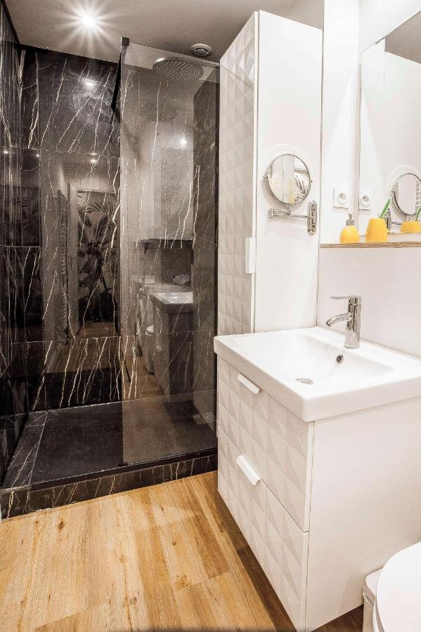 Homard And Fox, Appartement 2 Chambres 100M De La Mer Ντινάρ Εξωτερικό φωτογραφία